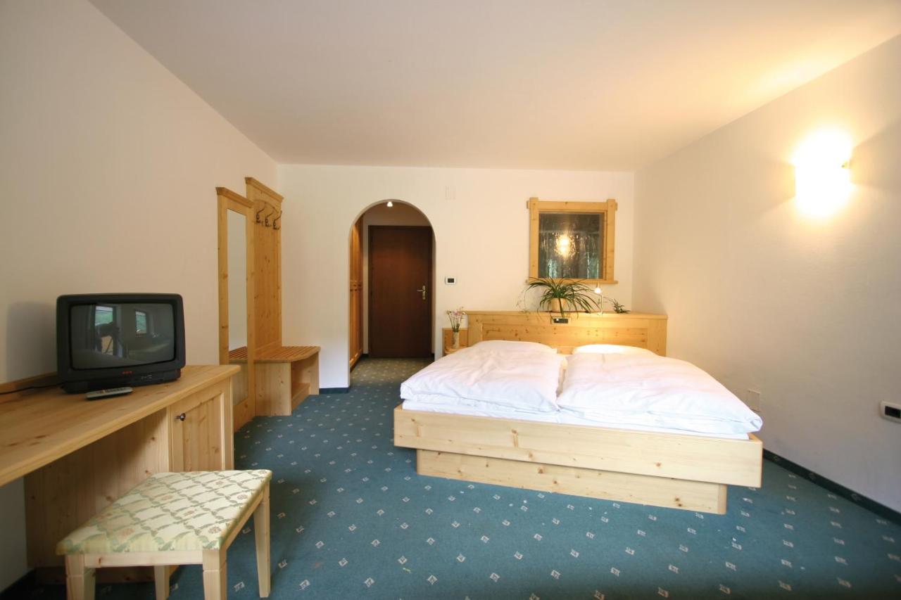 Hotel Rainhof Senales/Schnals Стая снимка